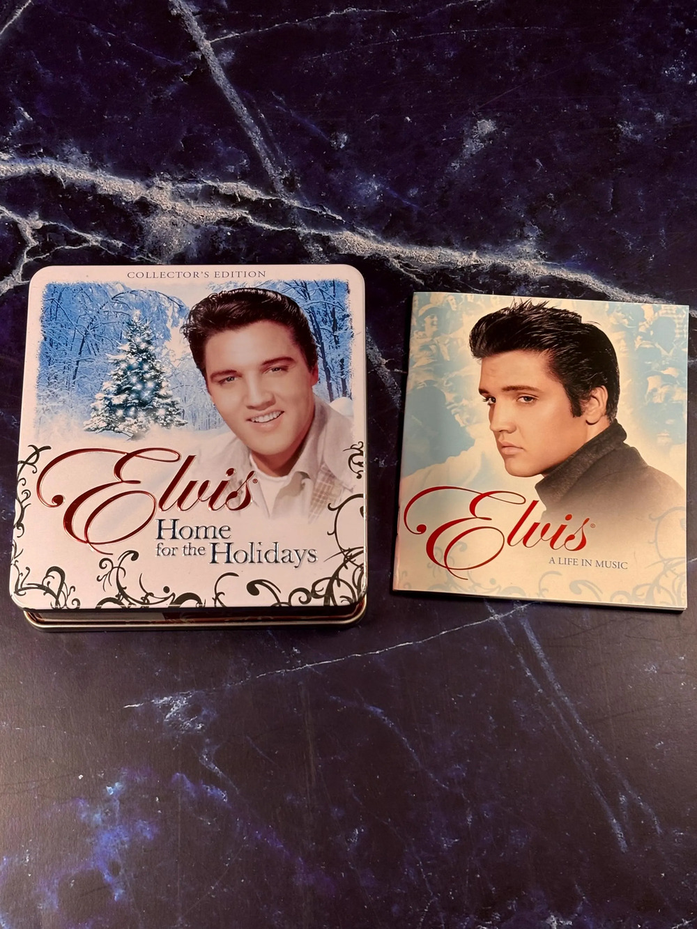 Vtg Elvis Home for the Holidays Collector's Edition Tin & Booklet Only 1985 BMG